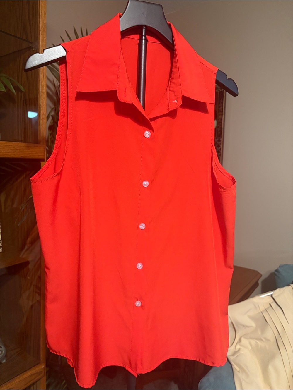 Sleeveless Button-Up Blouse - Red